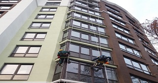 Установка крыши на балкон Ишимбай цена от 1046 руб. м/2.